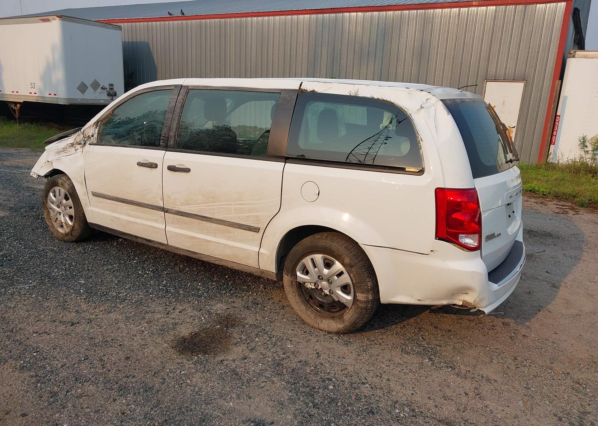 2014 DODGE GRAND CARAVAN SE