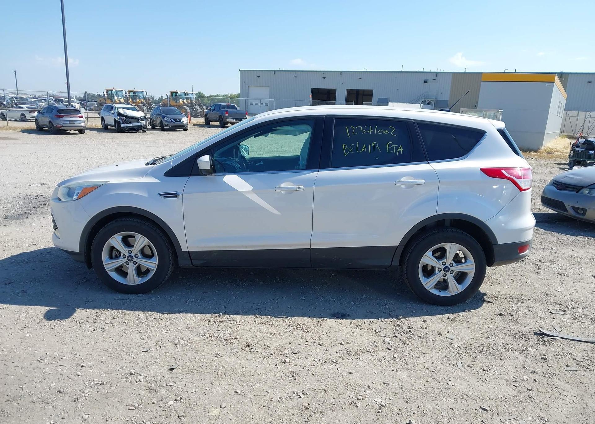 2015 FORD ESCAPE SE