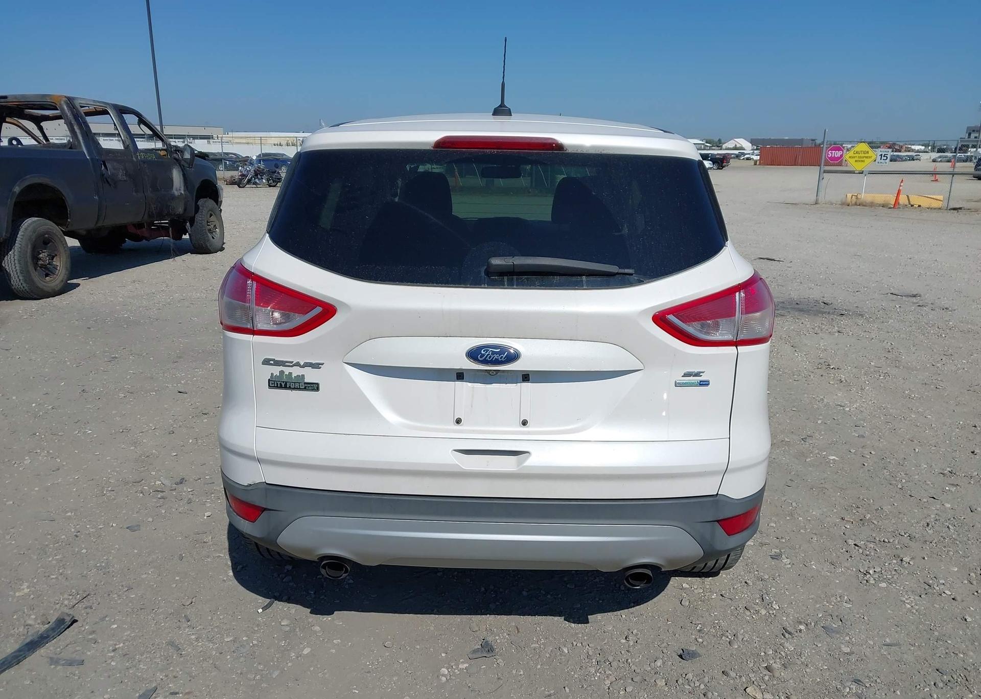2015 FORD ESCAPE SE