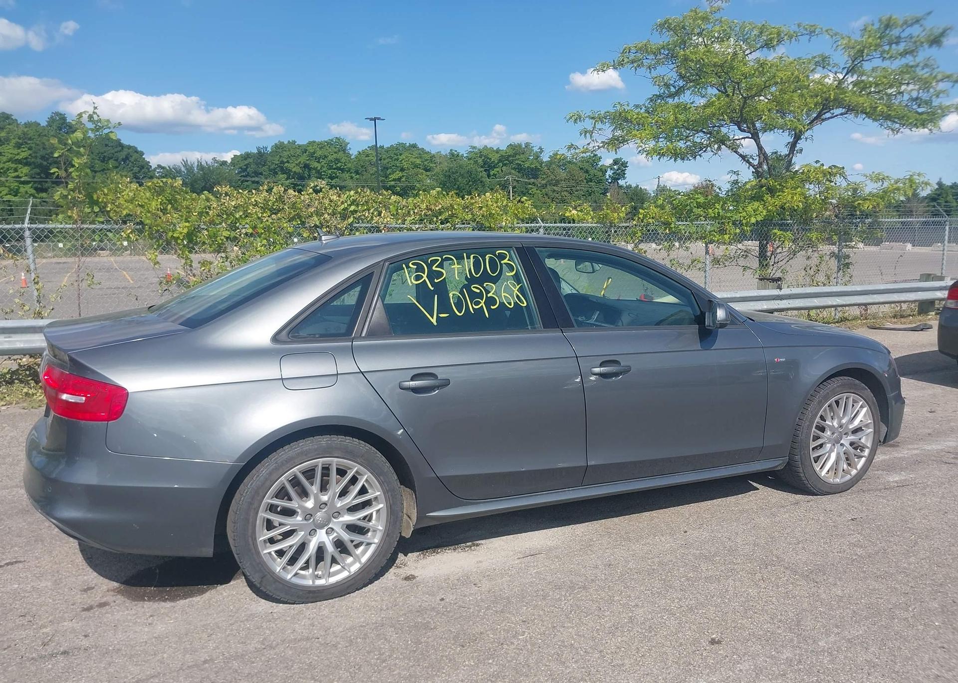 2016 AUDI A4 2.0T KOMFORT PLUS