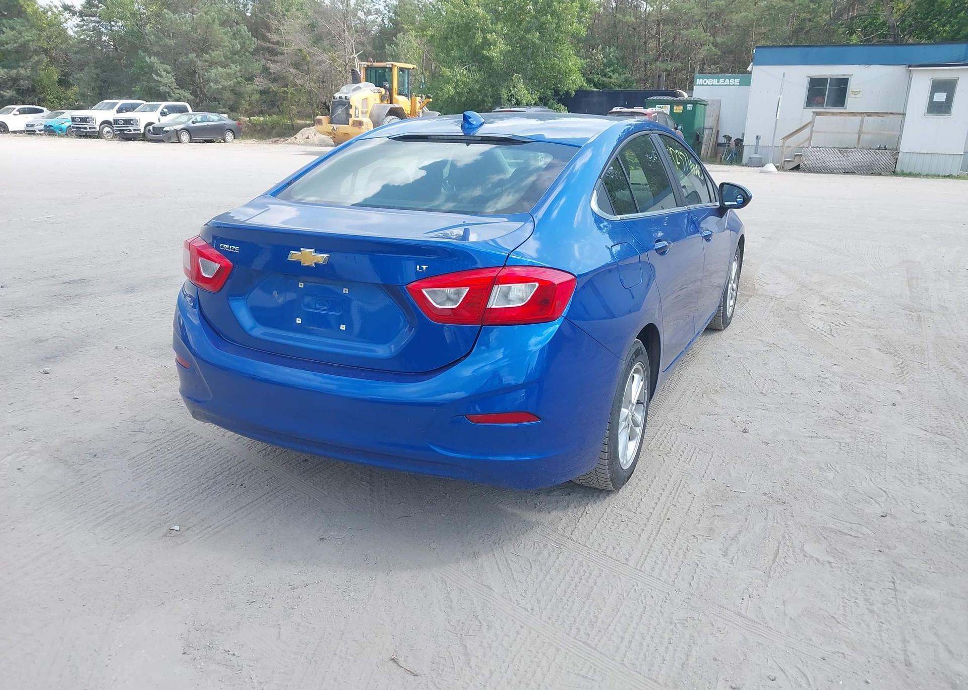 2017 CHEVROLET CRUZE LT AUTO