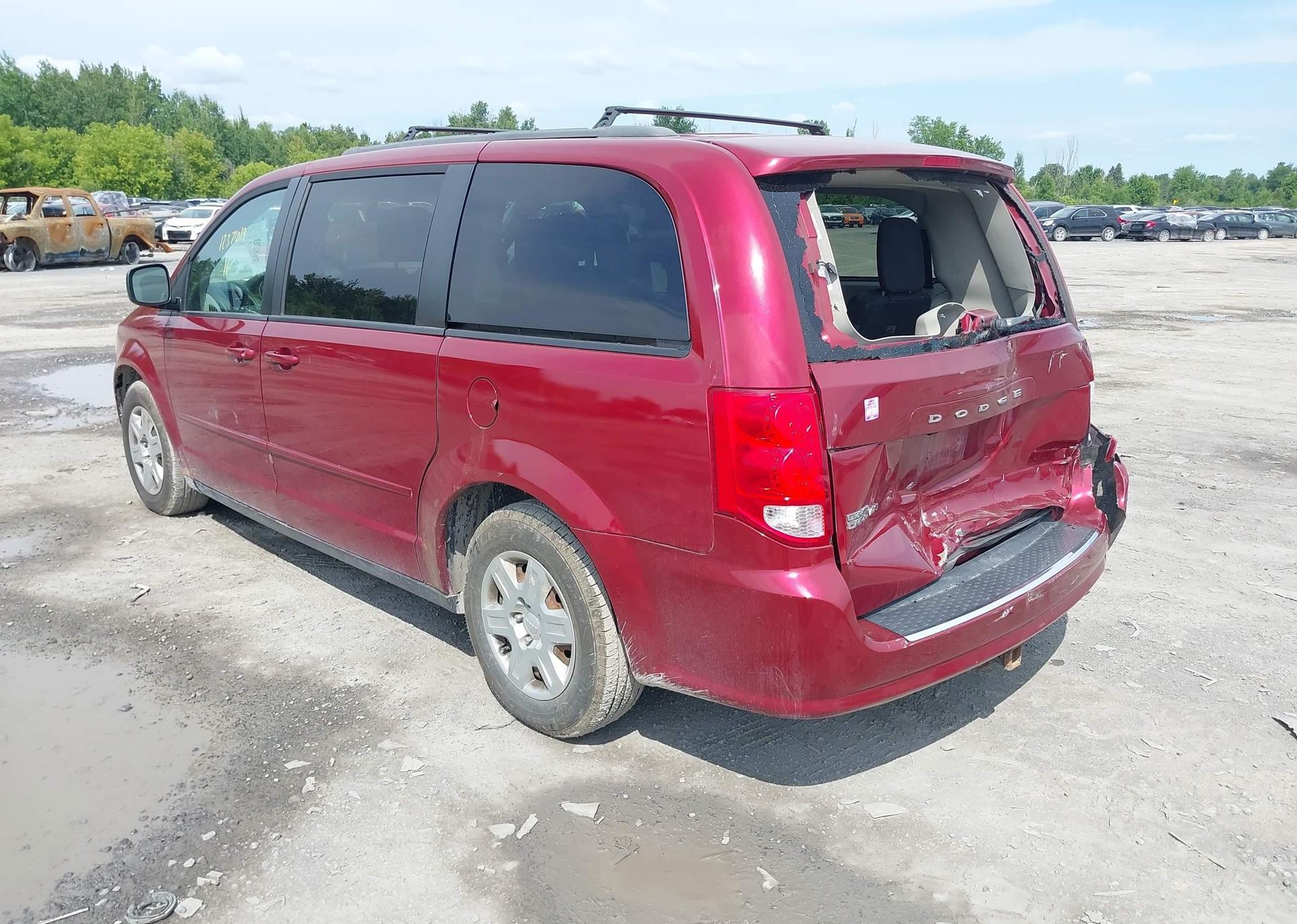 2011 DODGE GRAND CARAVAN SE