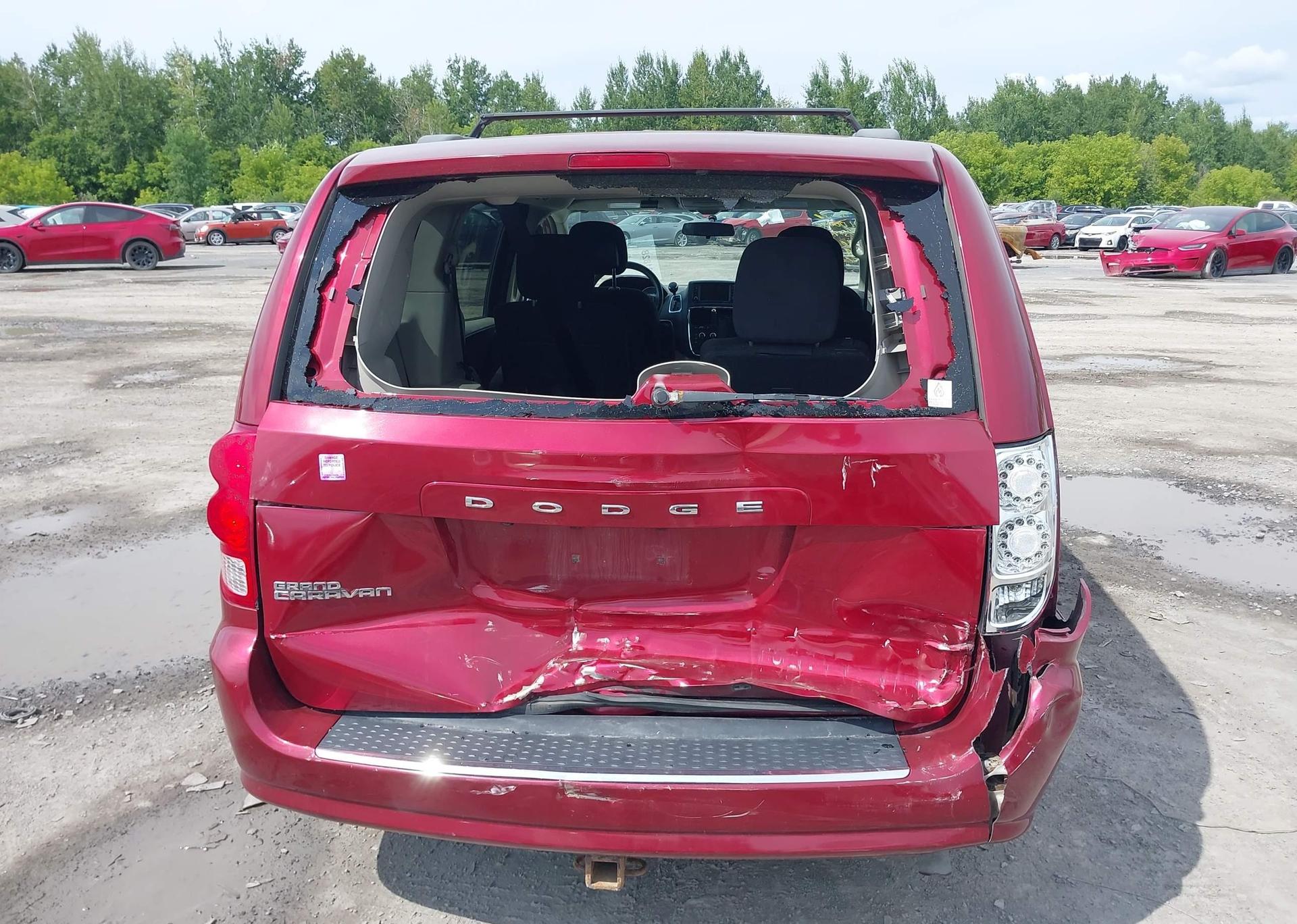 2011 DODGE GRAND CARAVAN SE