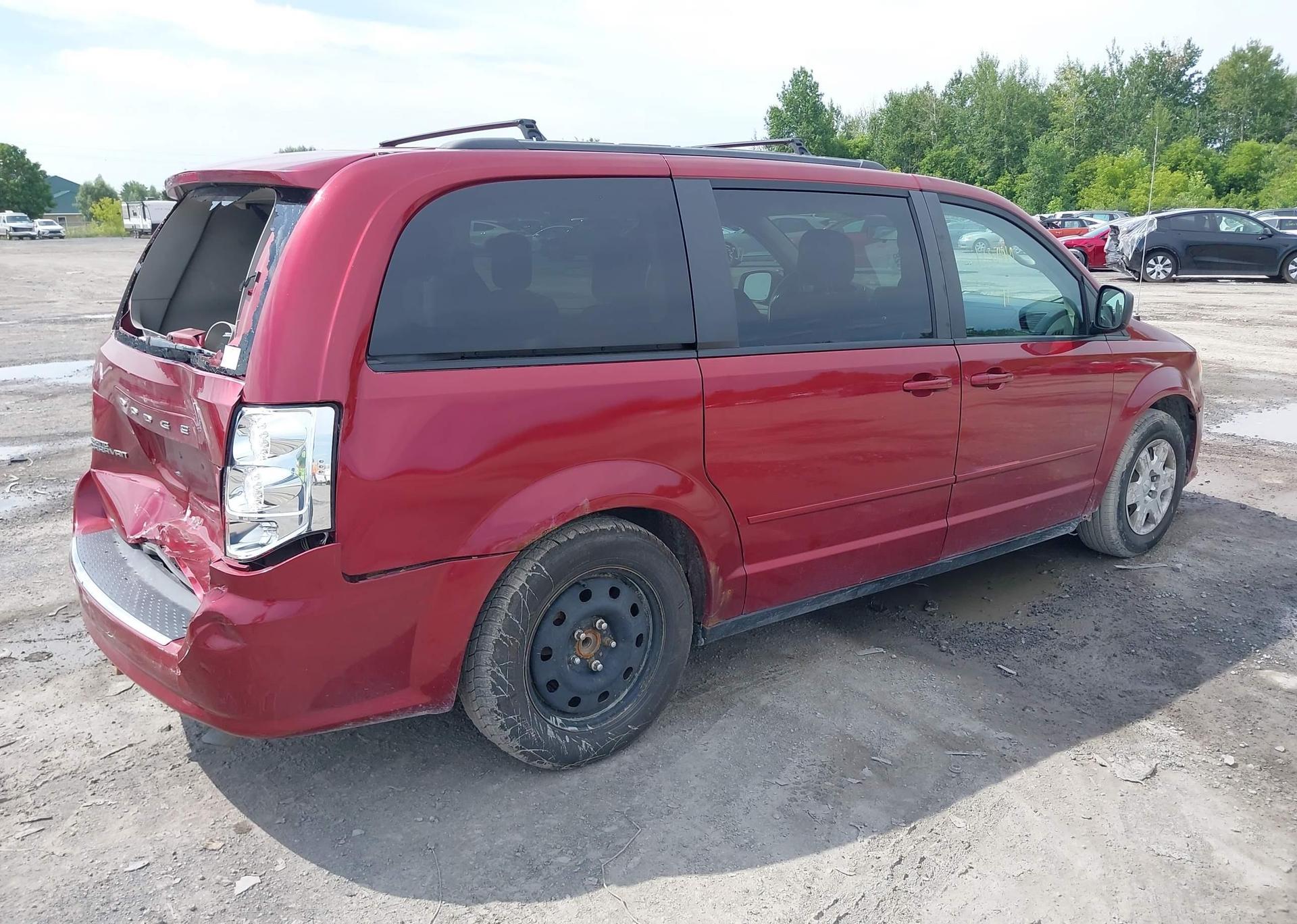 2011 DODGE GRAND CARAVAN SE