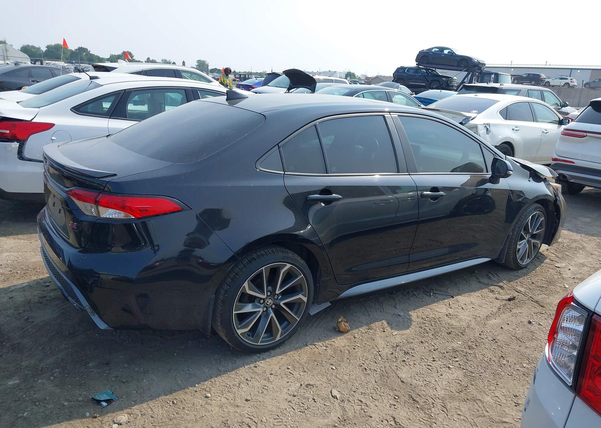 2021 TOYOTA COROLLA