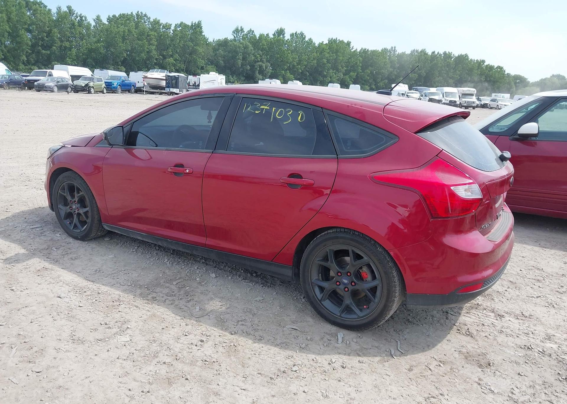 2013 FORD FOCUS SE