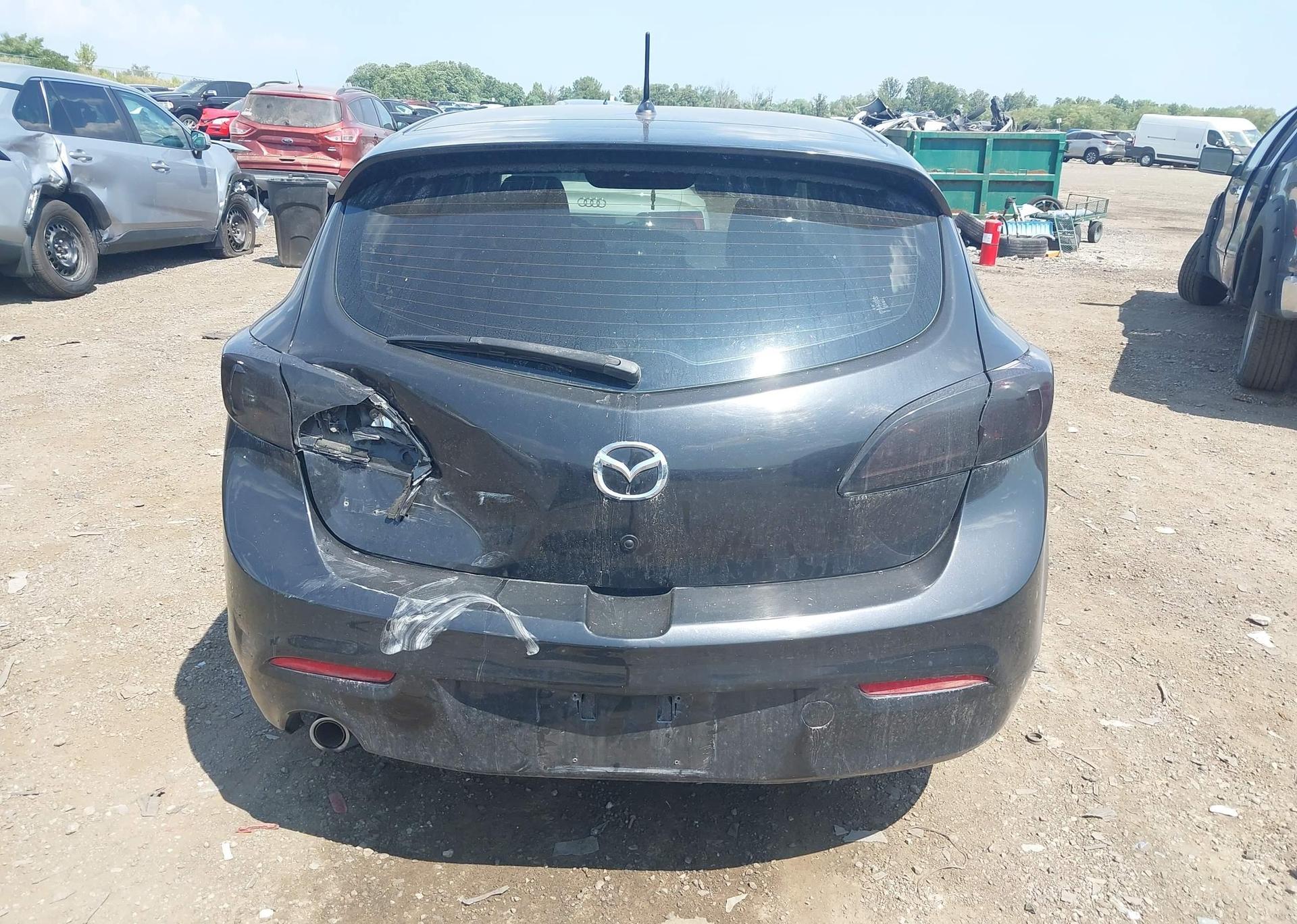 2010 MAZDA MAZDA3 GX