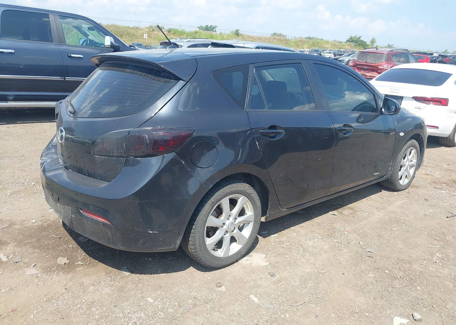 2010 MAZDA MAZDA3 GX
