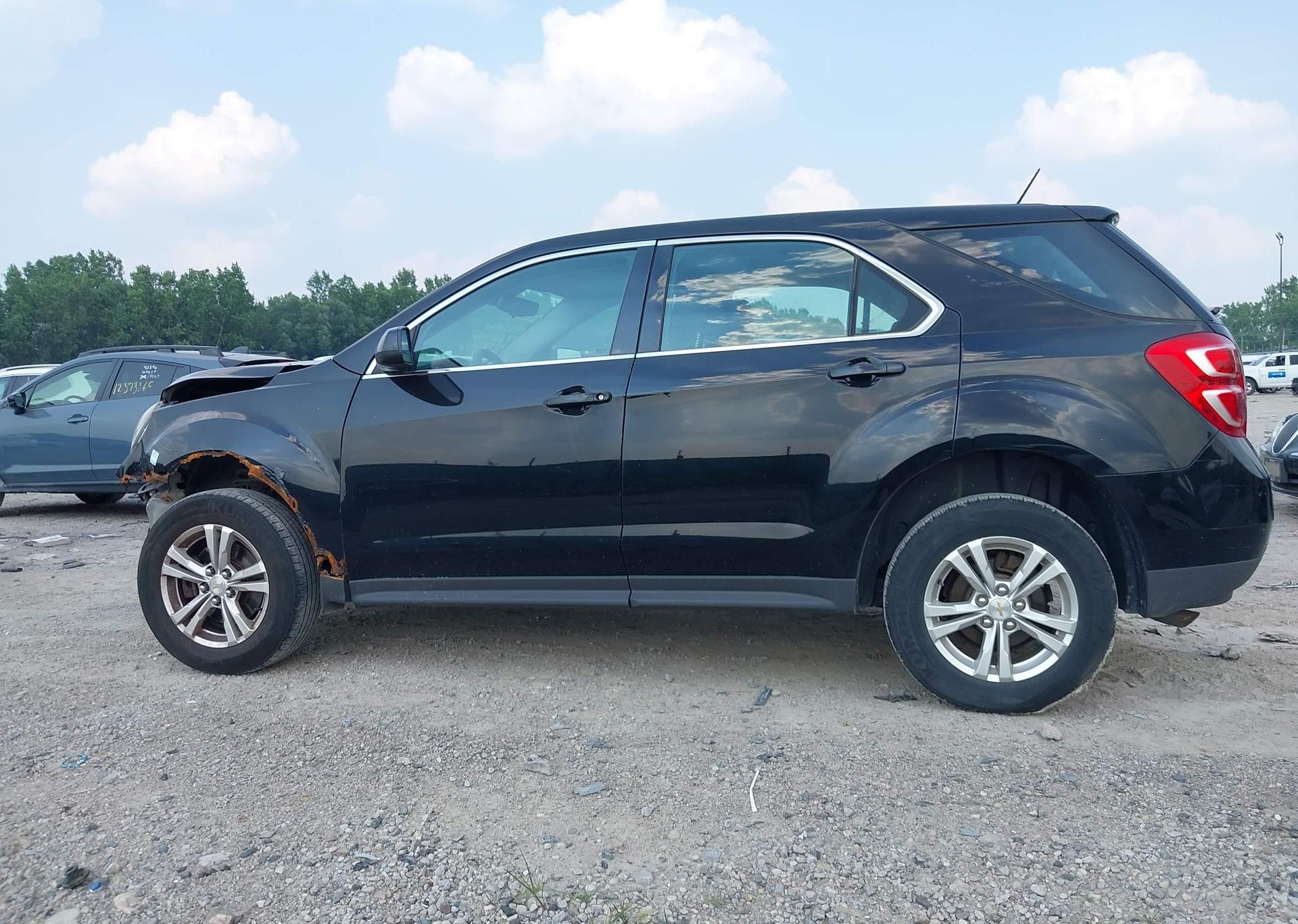 2017 CHEVROLET EQUINOX LS