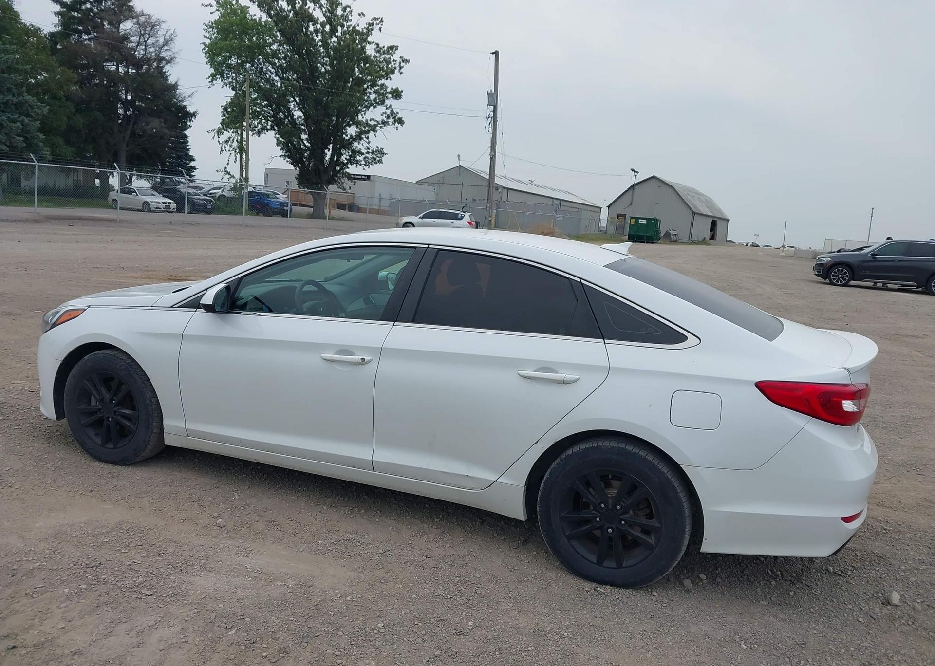 2016 HYUNDAI SONATA SE