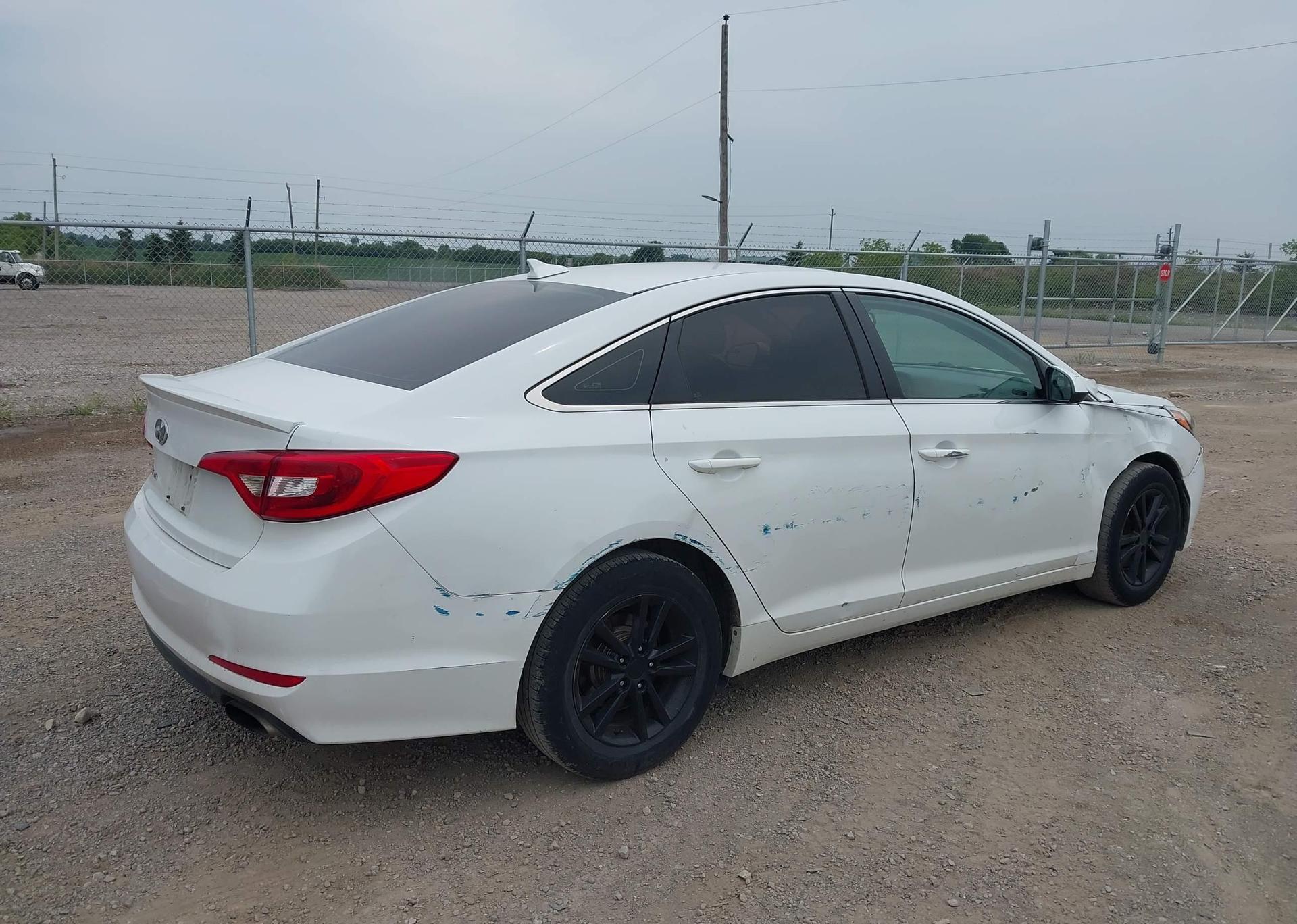 2016 HYUNDAI SONATA SE