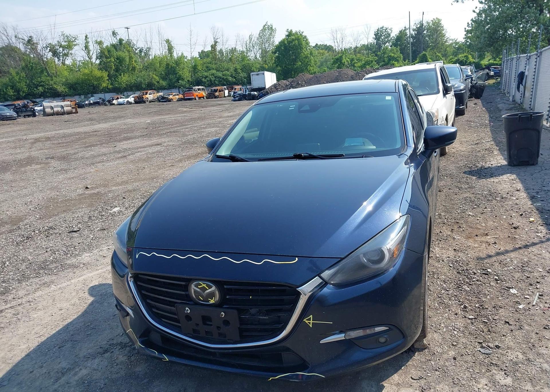 2018 MAZDA 3 GRAND TOURING