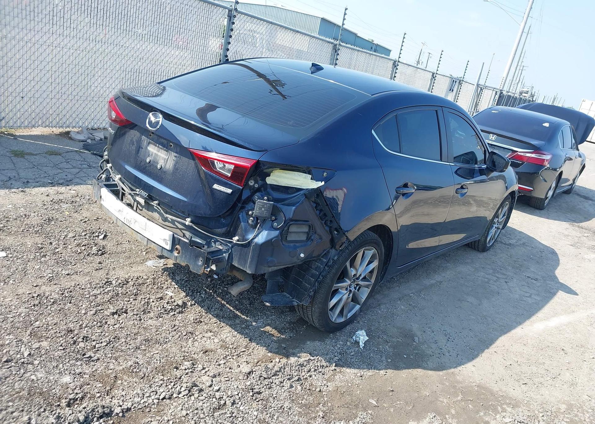 2018 MAZDA 3 GRAND TOURING