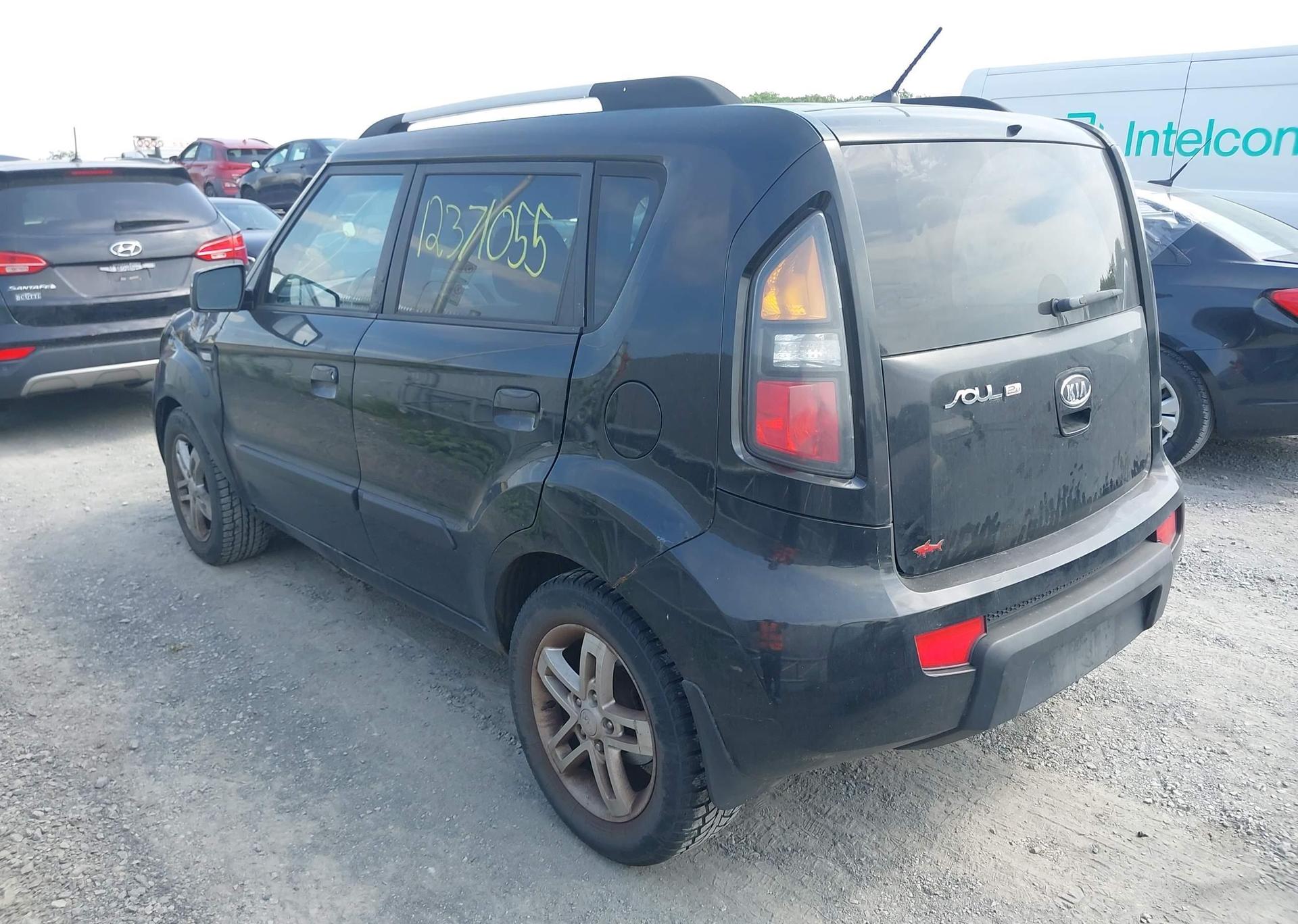 2010 KIA SOUL +