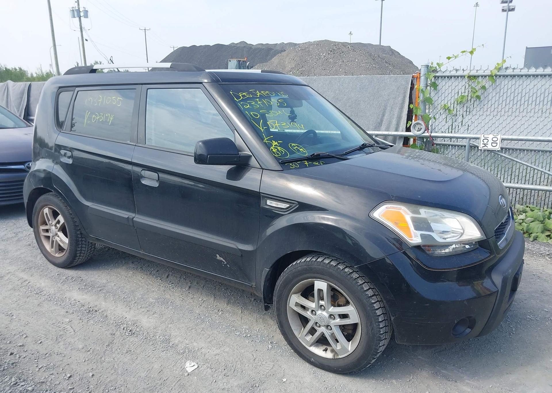 2010 KIA SOUL +