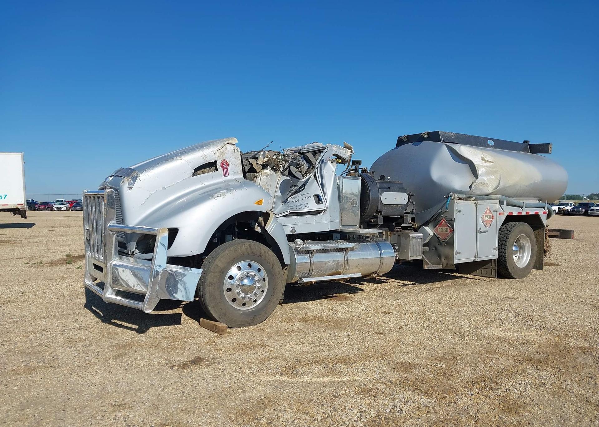2021 KENWORTH T440