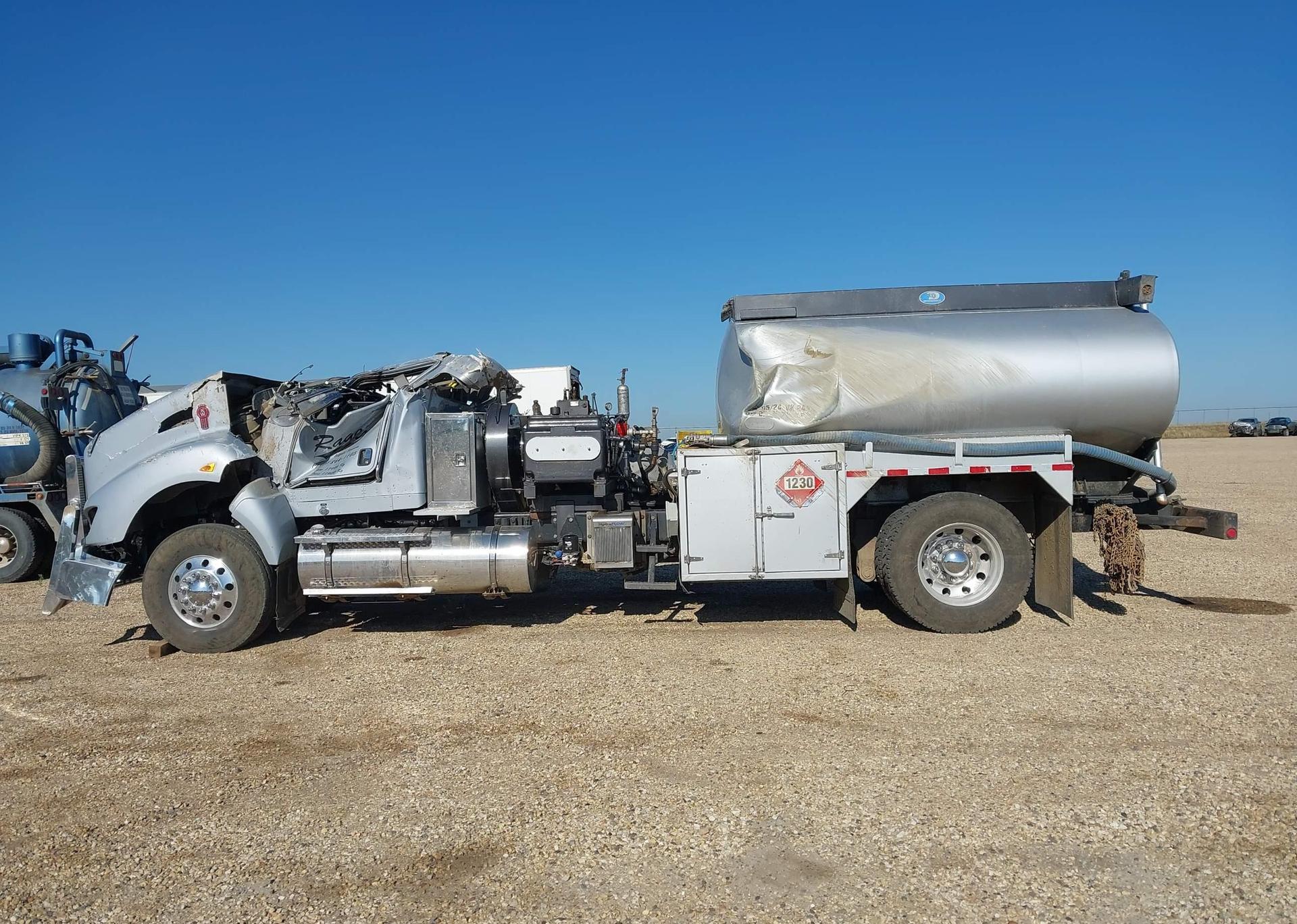2021 KENWORTH T440