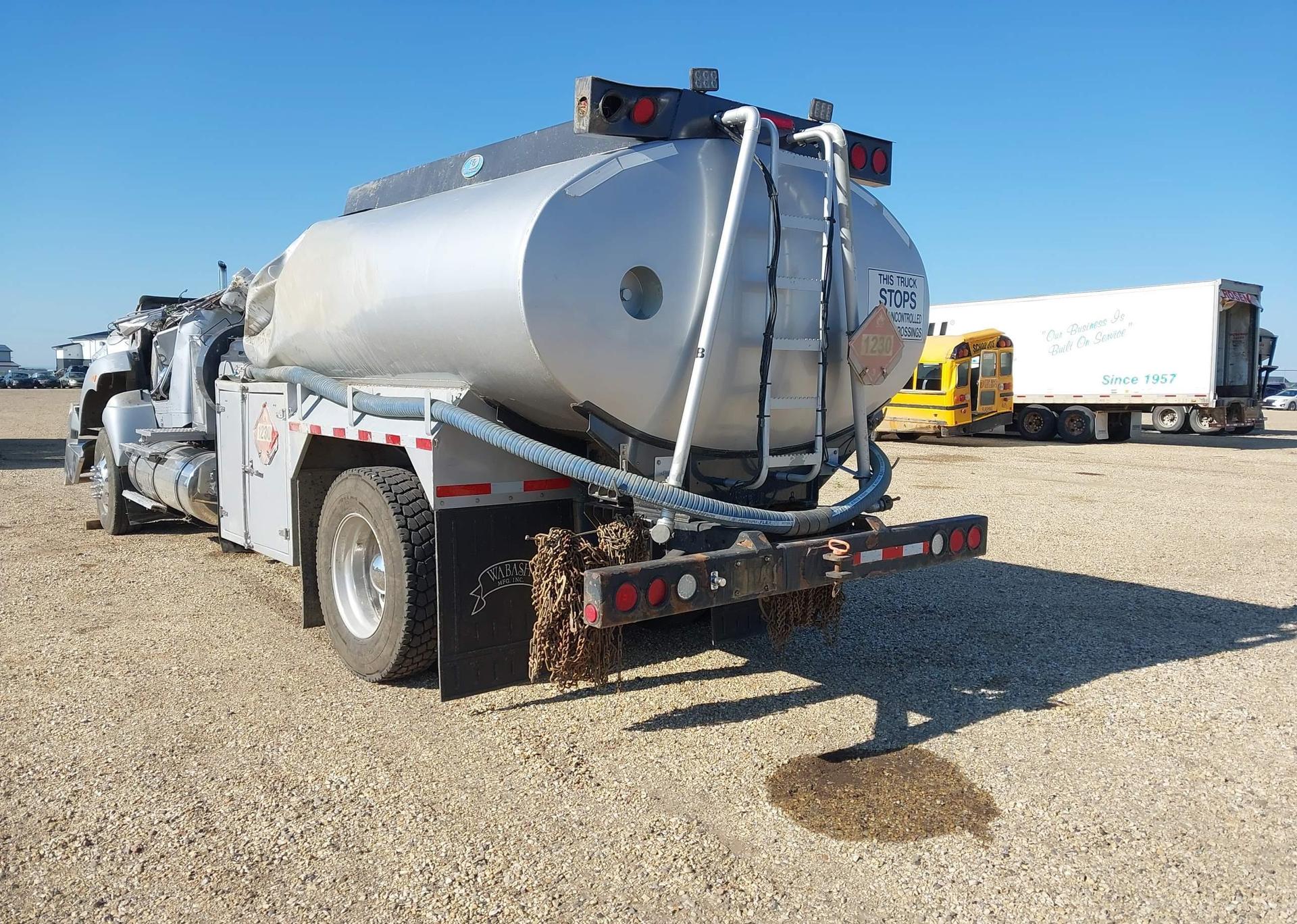 2021 KENWORTH T440