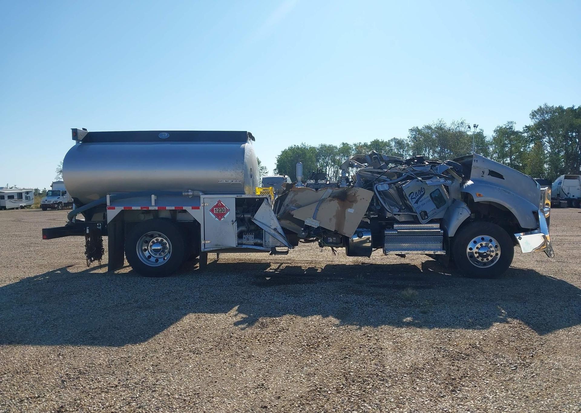 2021 KENWORTH T440