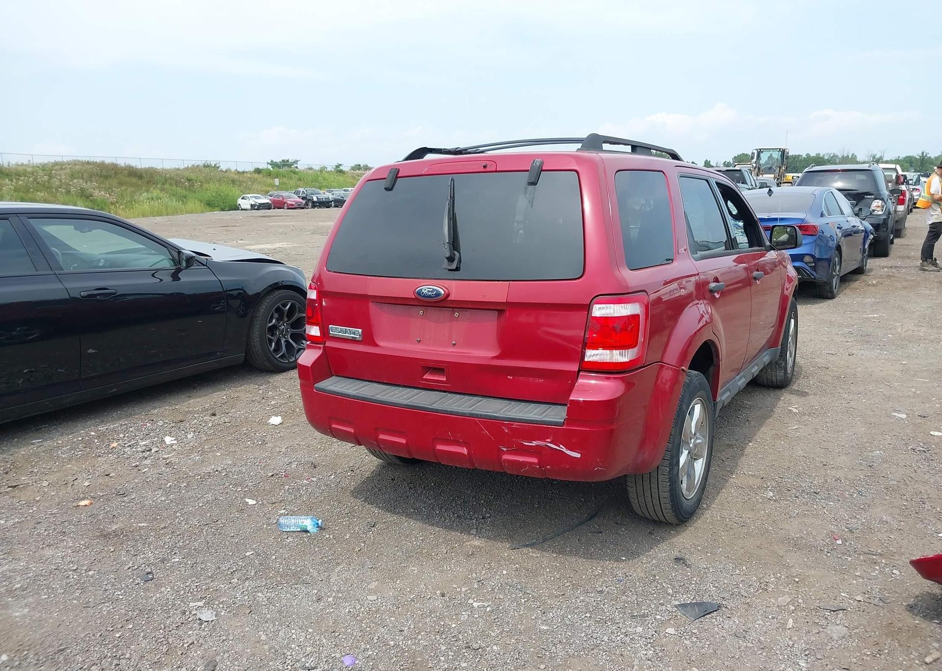 2010 FORD ESCAPE XLT AUTOMATIC