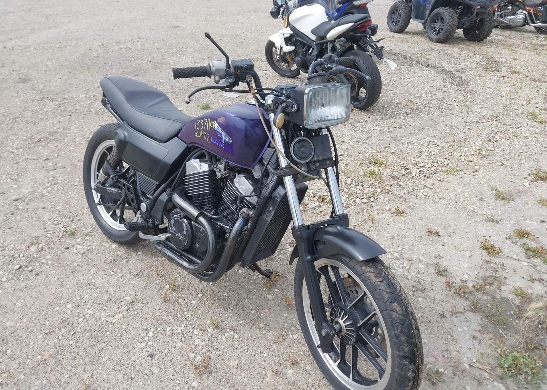 1983 HONDA VT500 FT