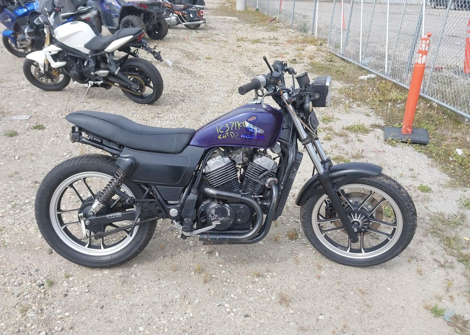 1983 HONDA VT500 FT