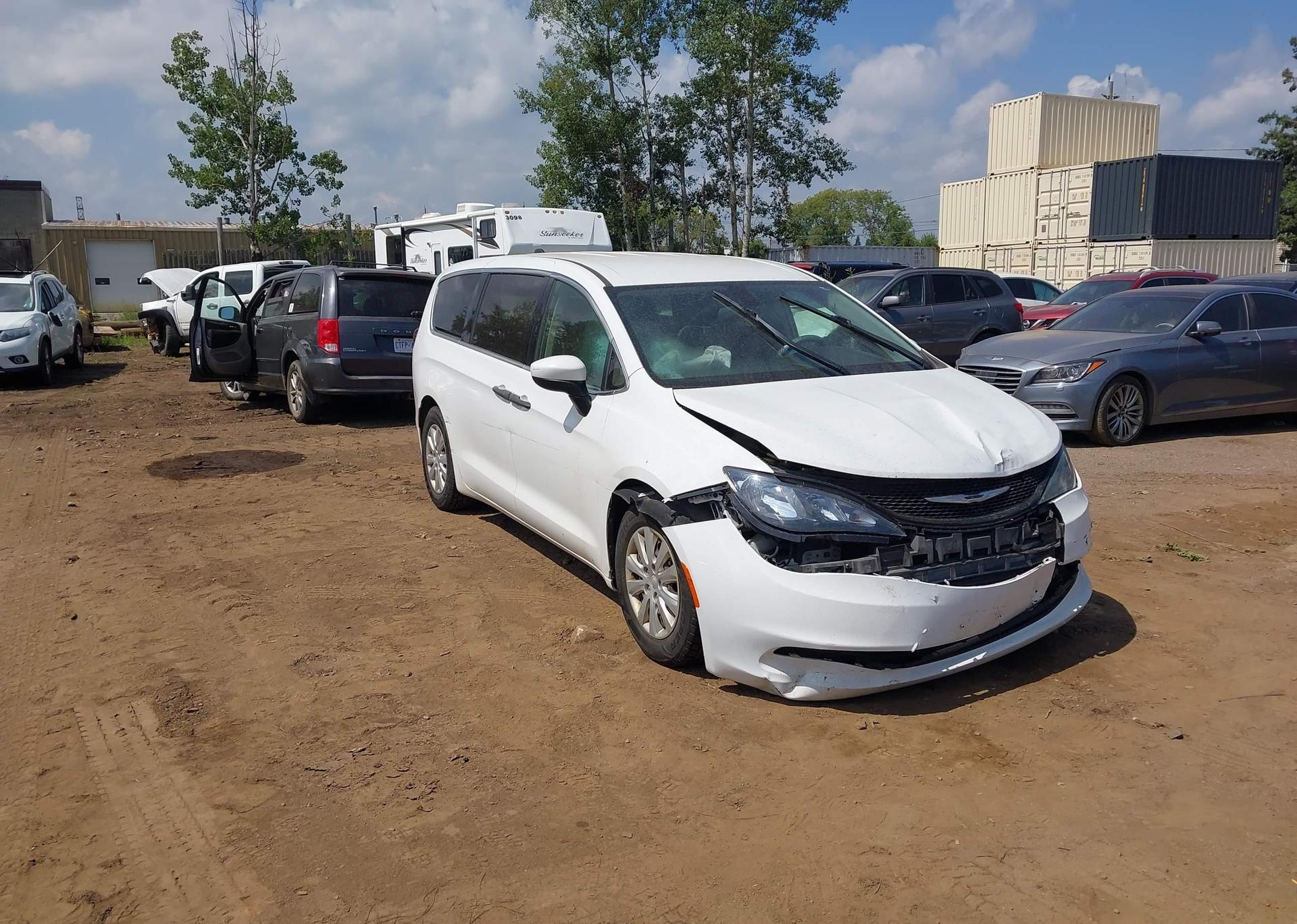 2018 CHRYSLER PACIFICA L