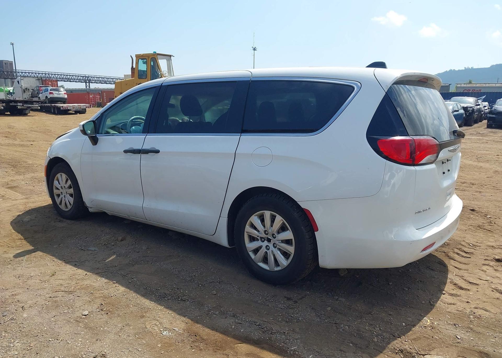 2018 CHRYSLER PACIFICA L