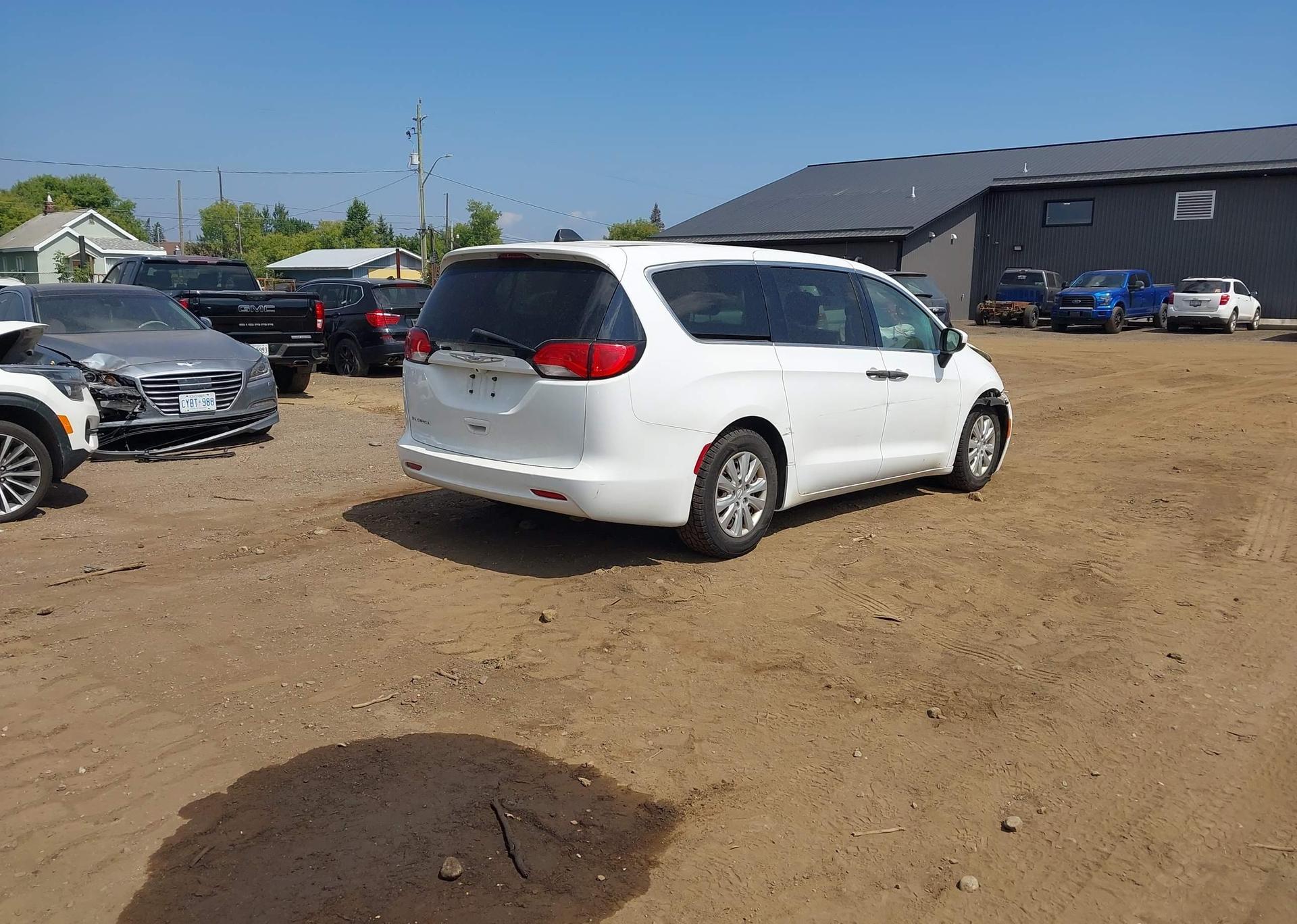 2018 CHRYSLER PACIFICA L