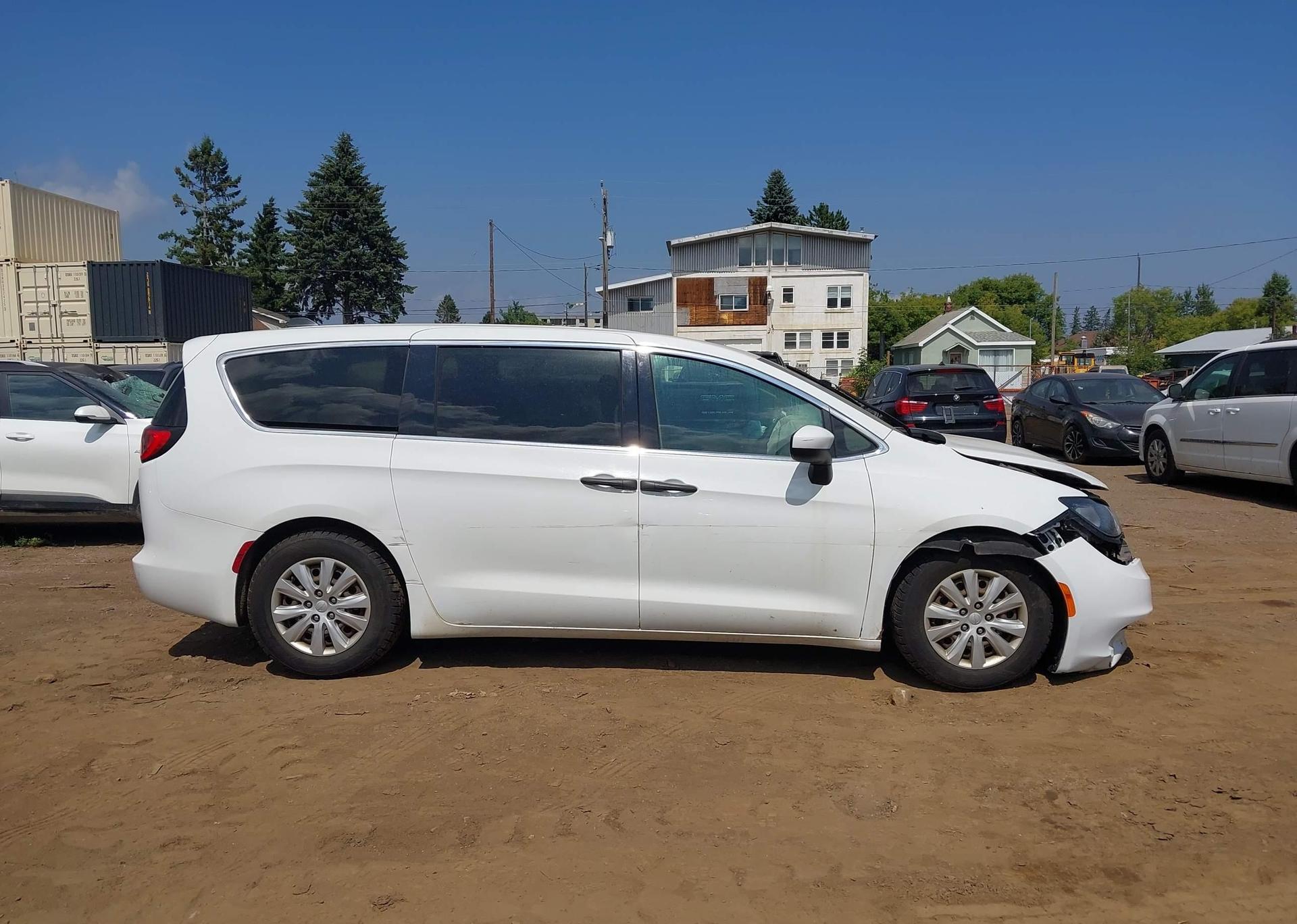 2018 CHRYSLER PACIFICA L
