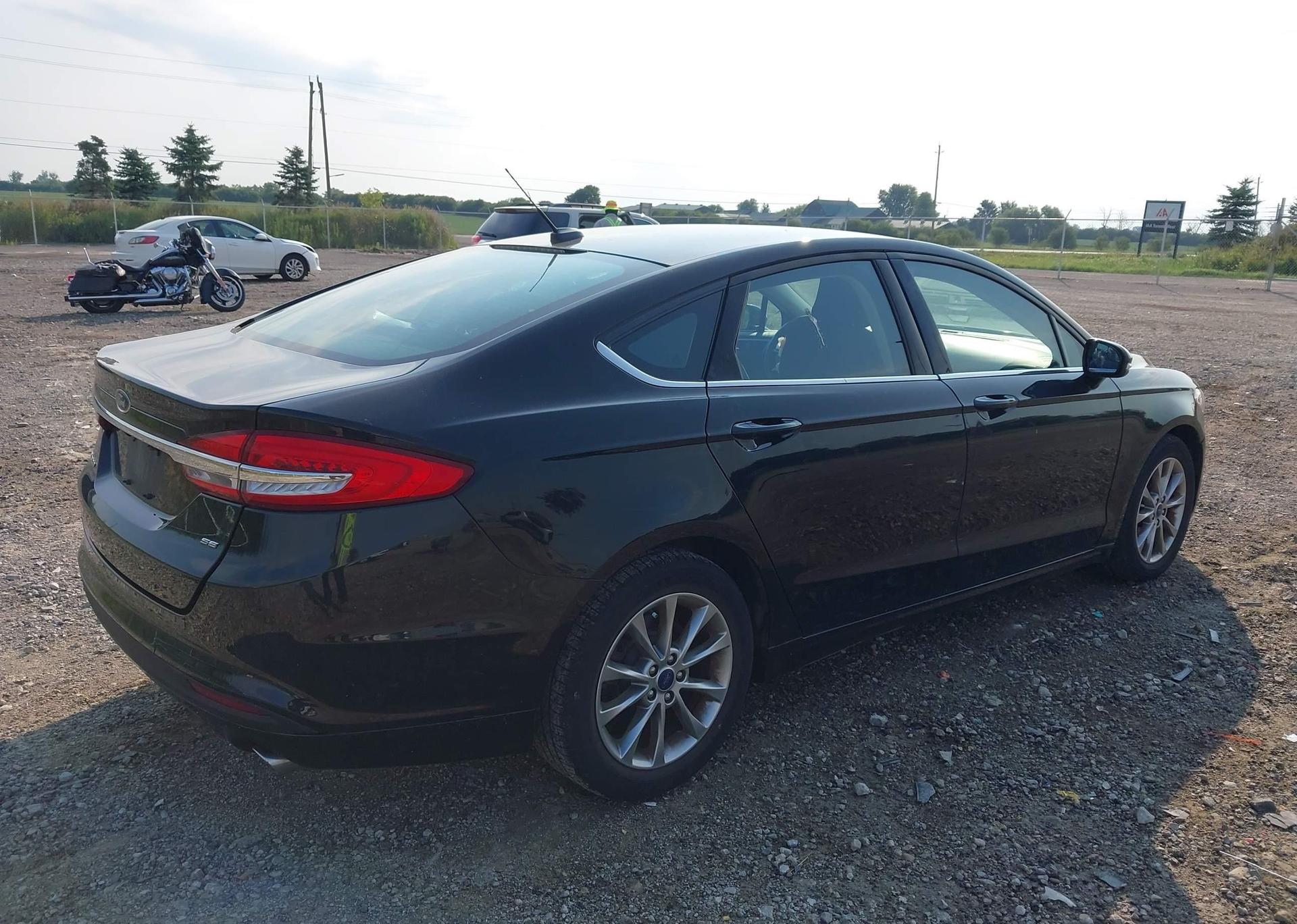 2017 FORD FUSION SE