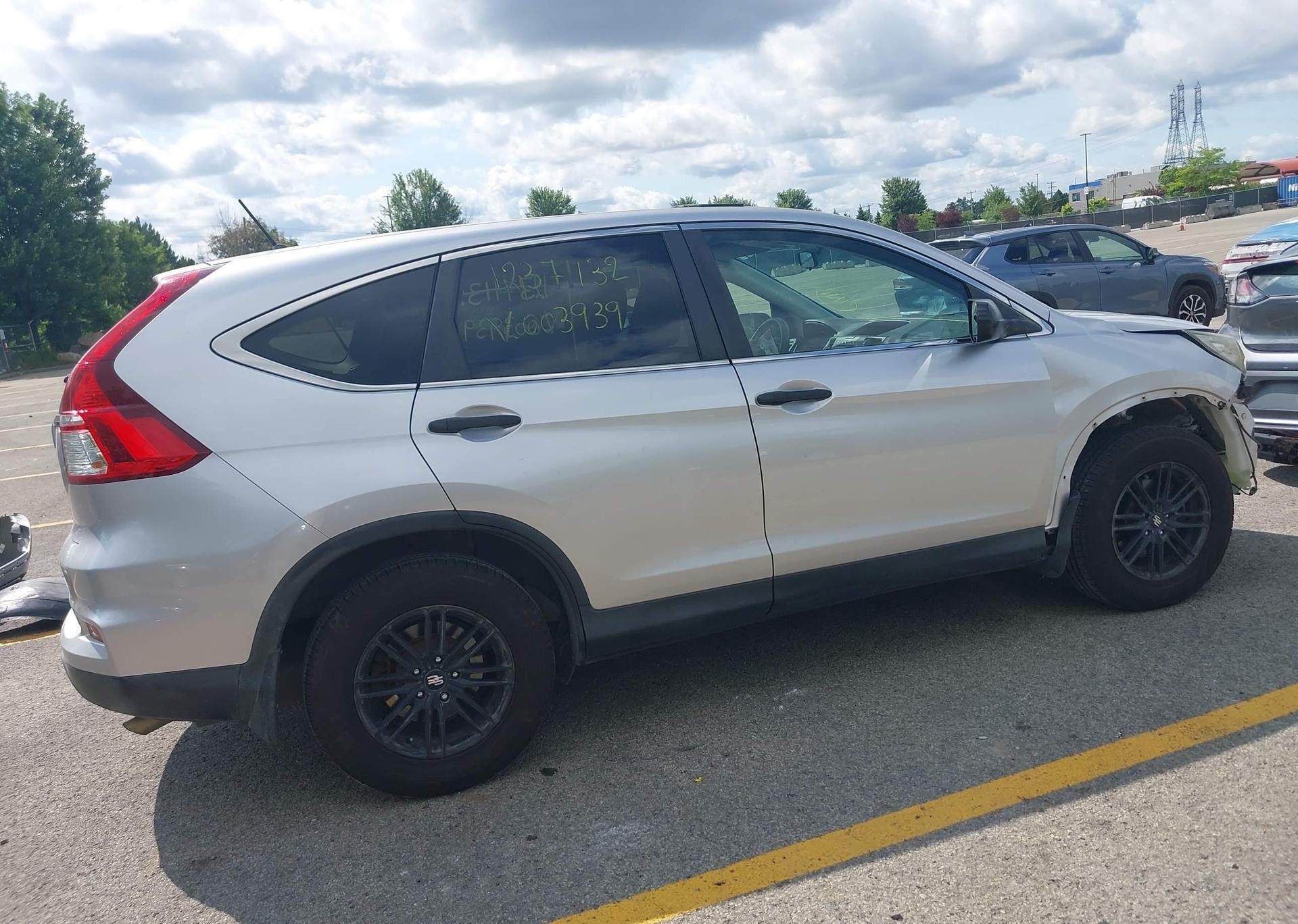 2016 HONDA CR-V LX