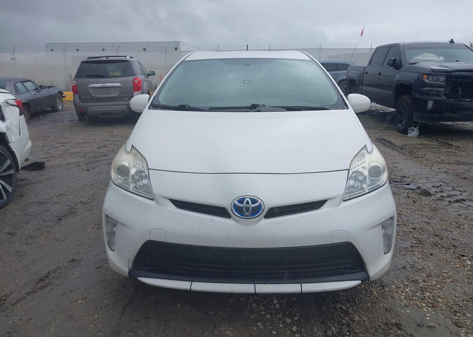 2014 TOYOTA PRIUS