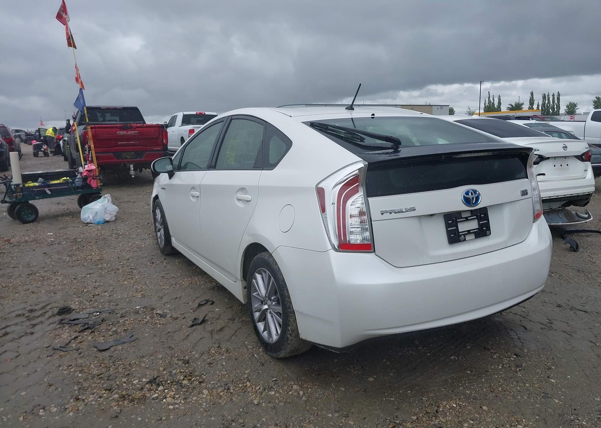 2014 TOYOTA PRIUS