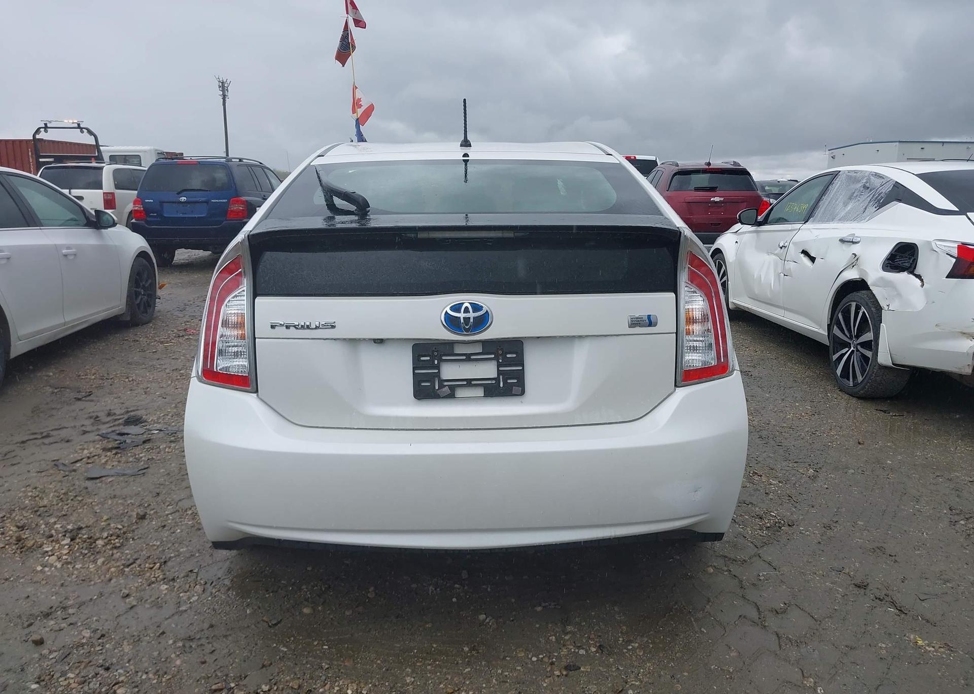 2014 TOYOTA PRIUS