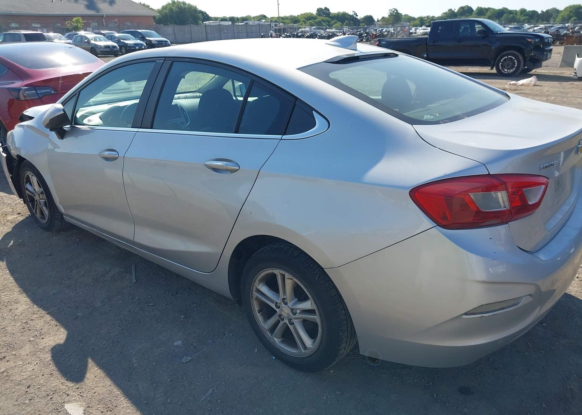 2017 CHEVROLET CRUZE LT AUTO