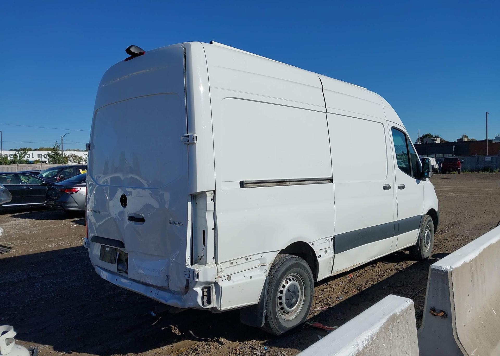 2022 MERCEDES-BENZ SPRINTER 2500