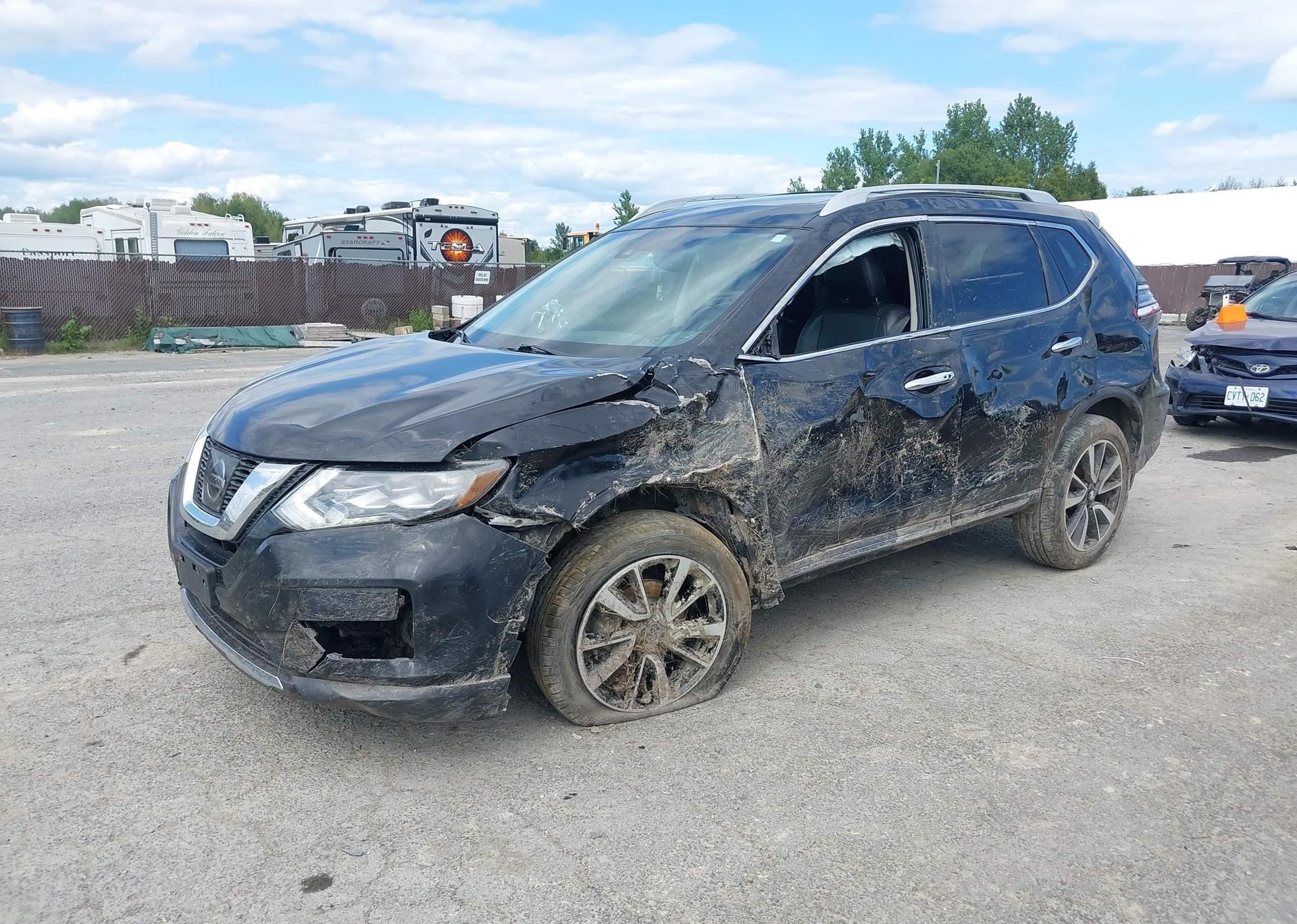 2017 NISSAN ROGUE S