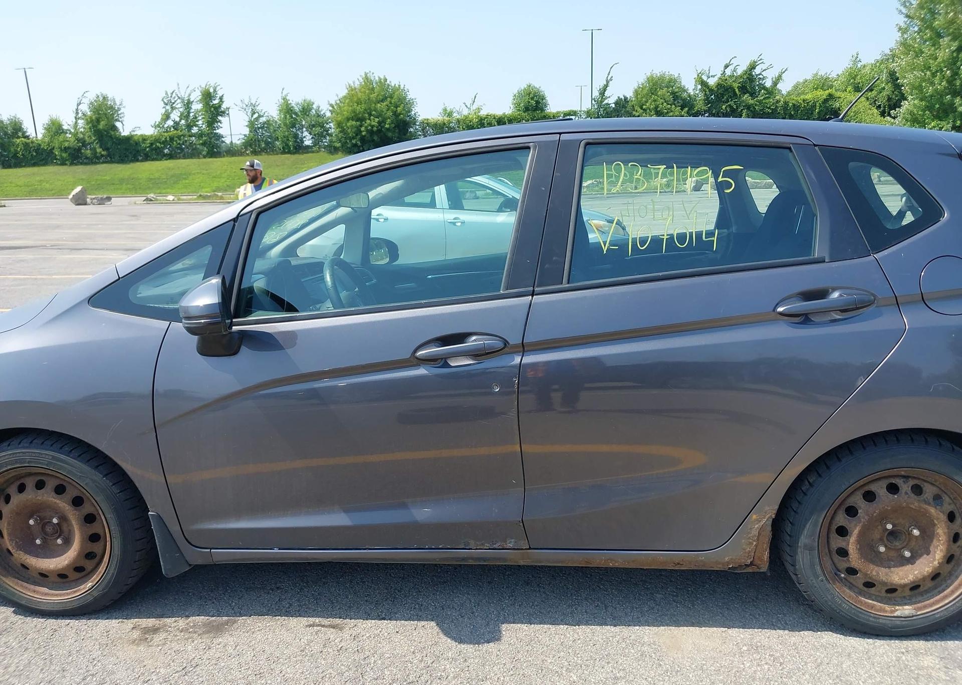 2015 HONDA FIT EX