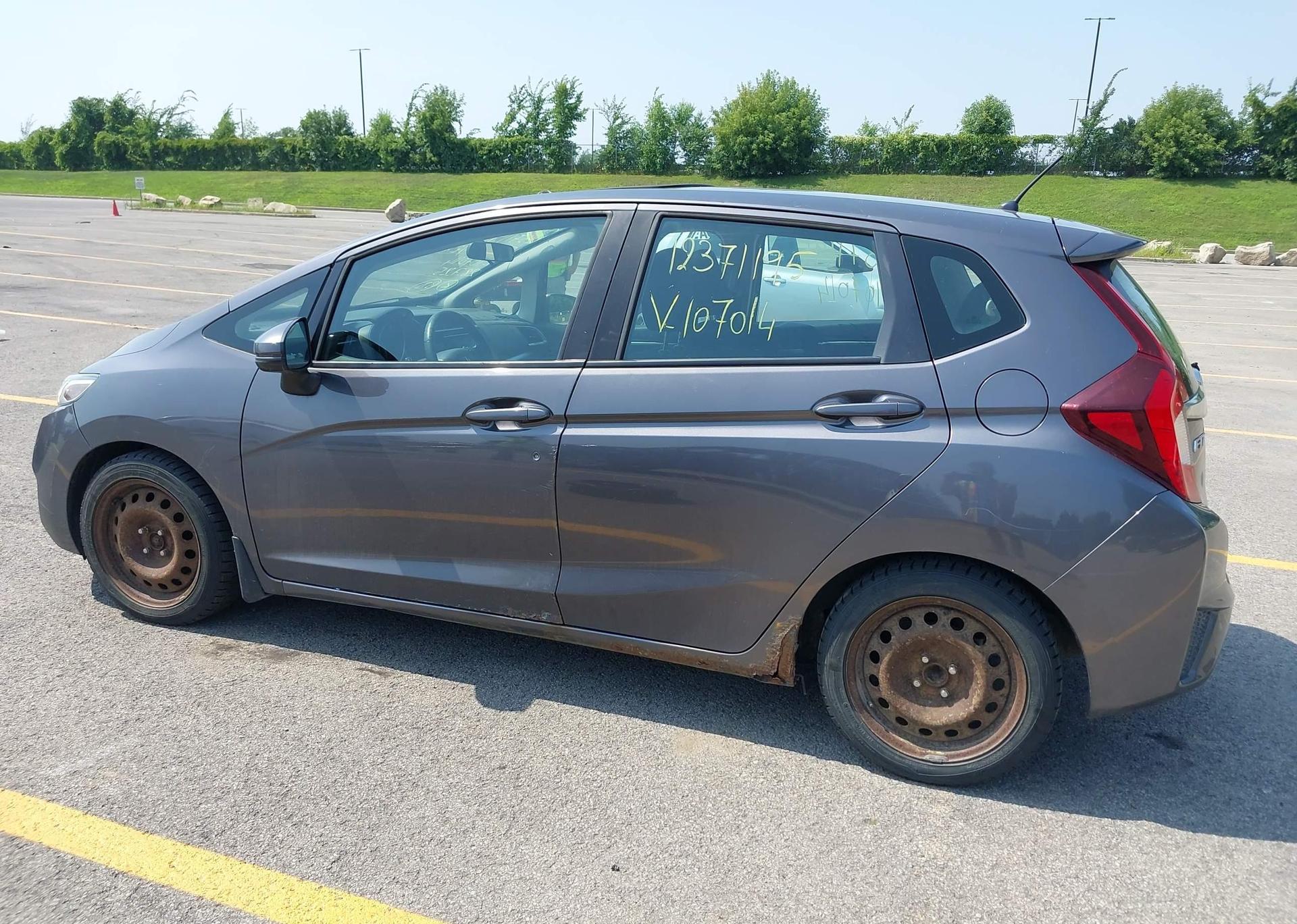 2015 HONDA FIT EX