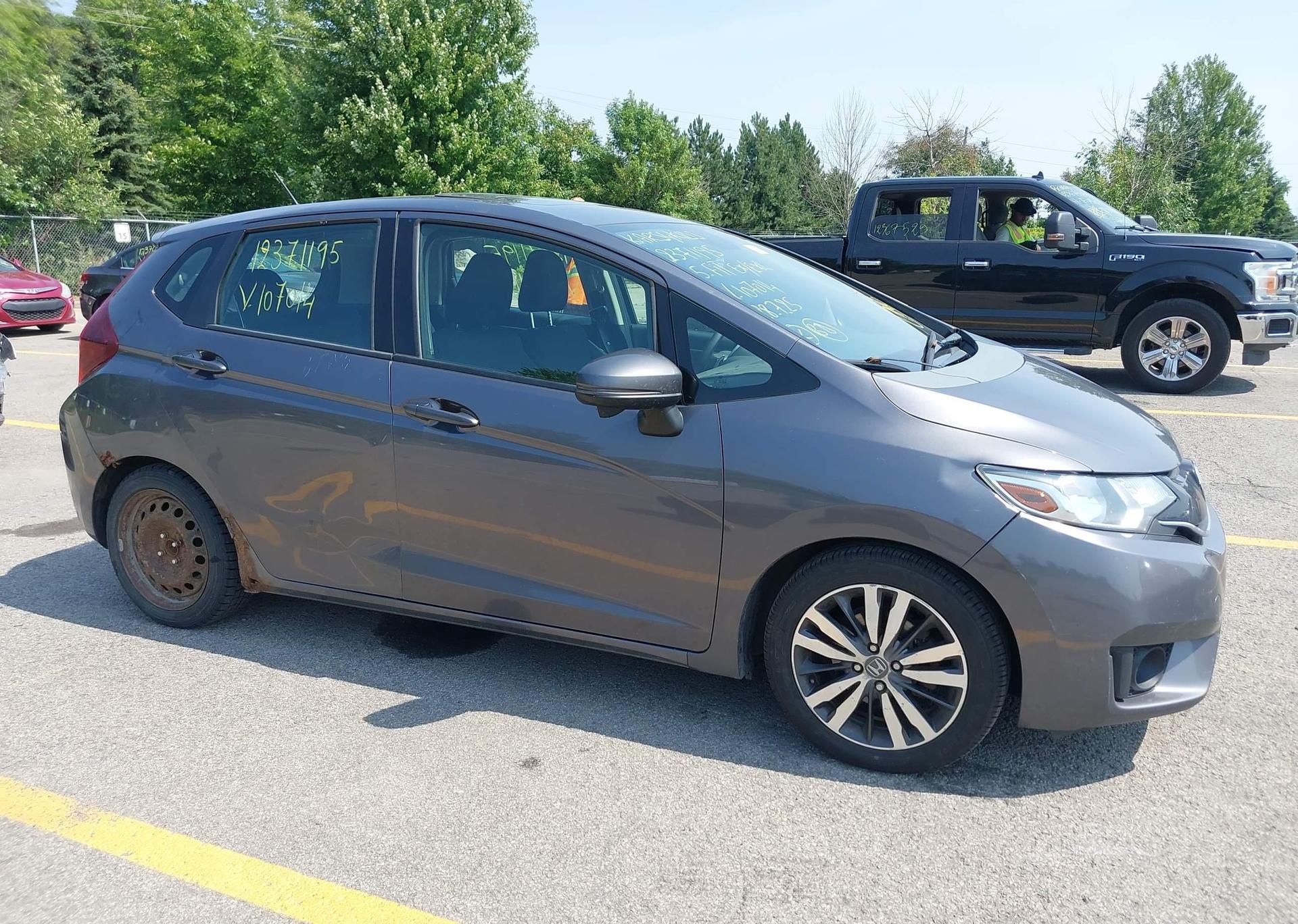 2015 HONDA FIT EX