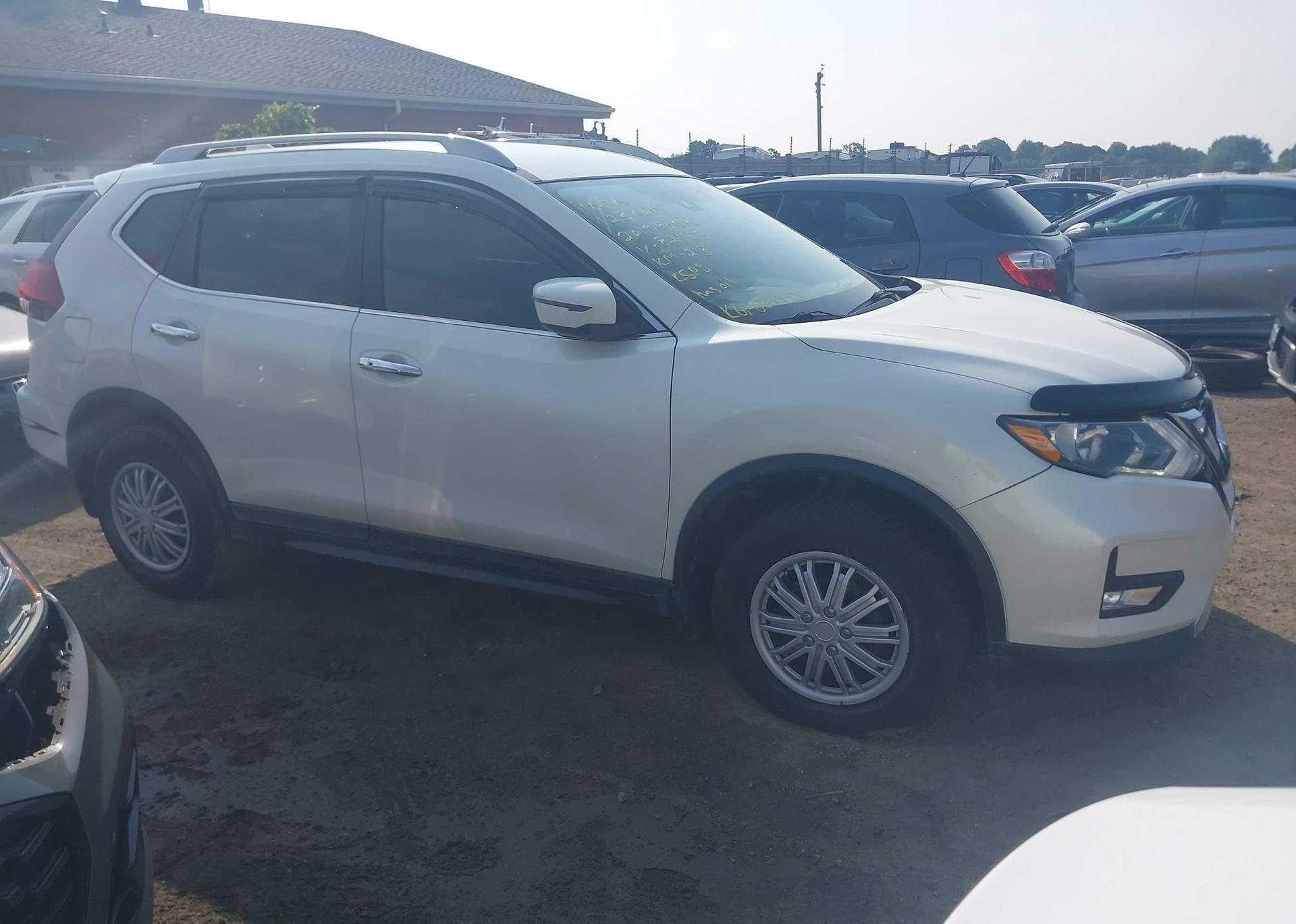 2019 NISSAN ROGUE