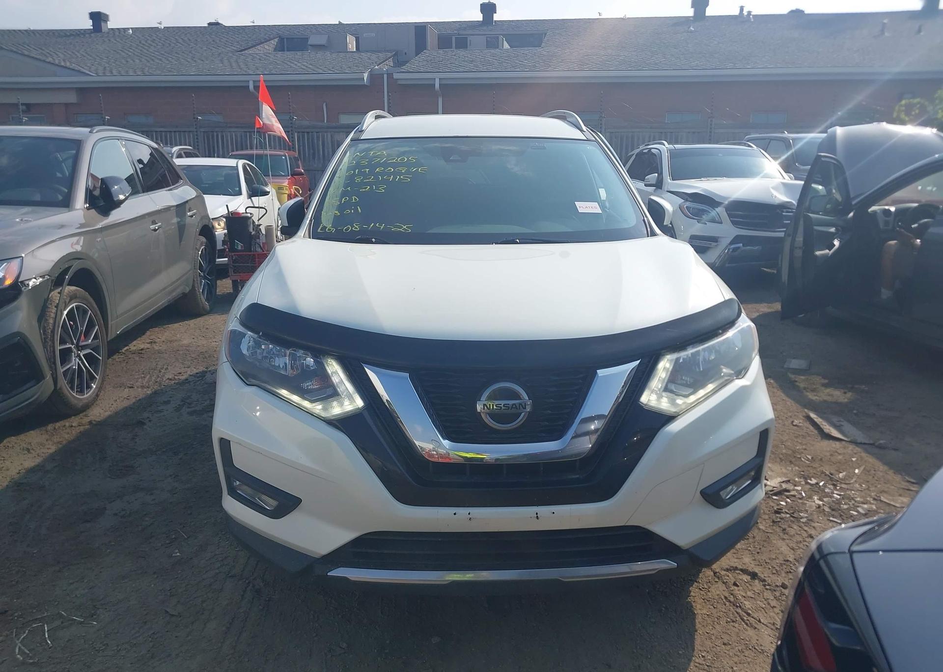2019 NISSAN ROGUE