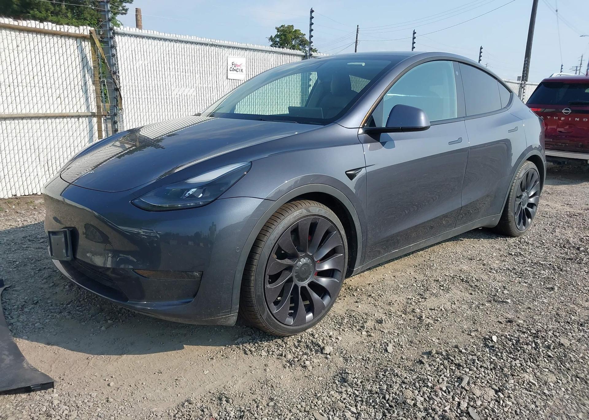 2022 TESLA MODEL Y