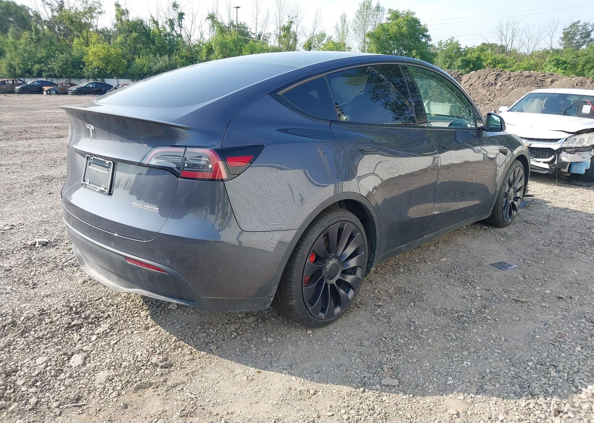 2022 TESLA MODEL Y