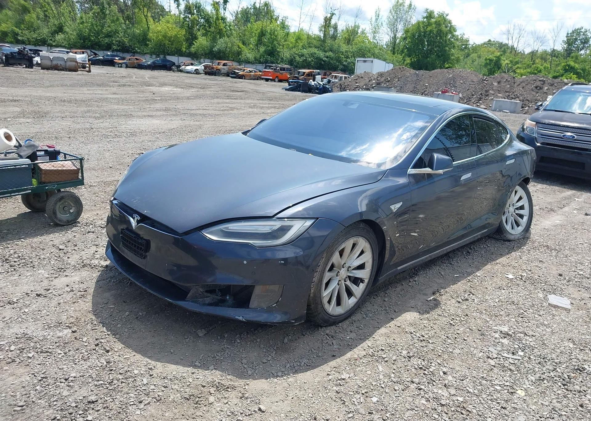 2016 TESLA MODEL S 60D