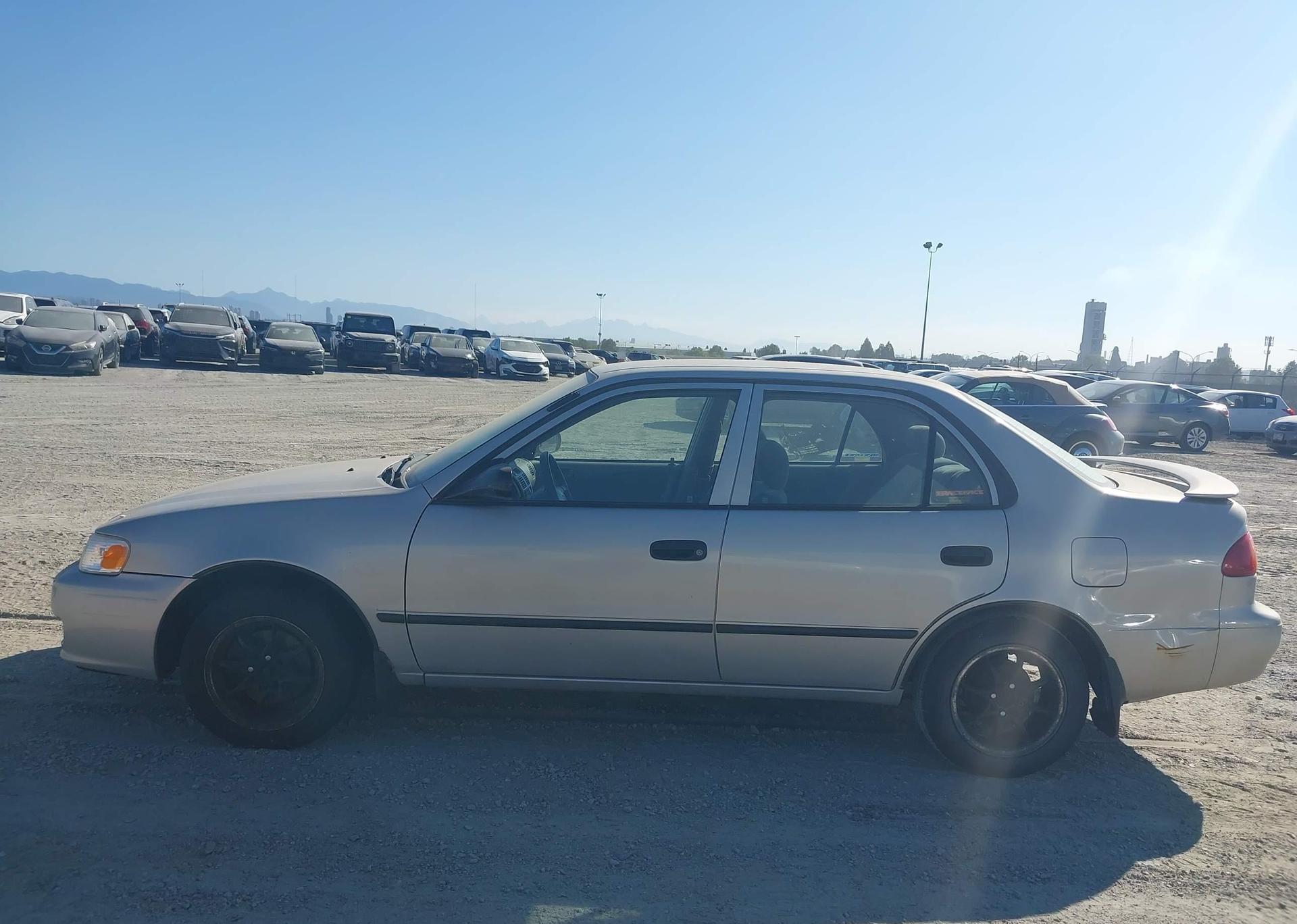 2002 TOYOTA COROLLA CE