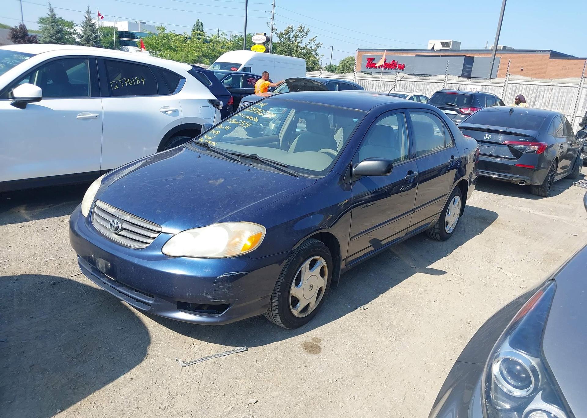2004 TOYOTA COROLLA CE
