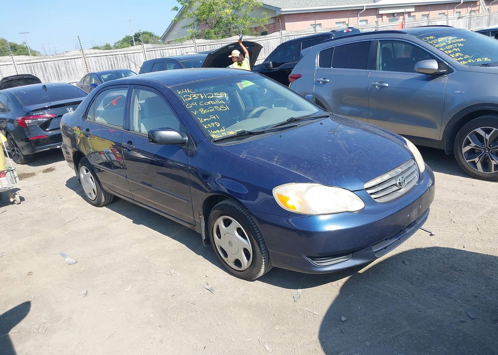 2004 TOYOTA COROLLA CE