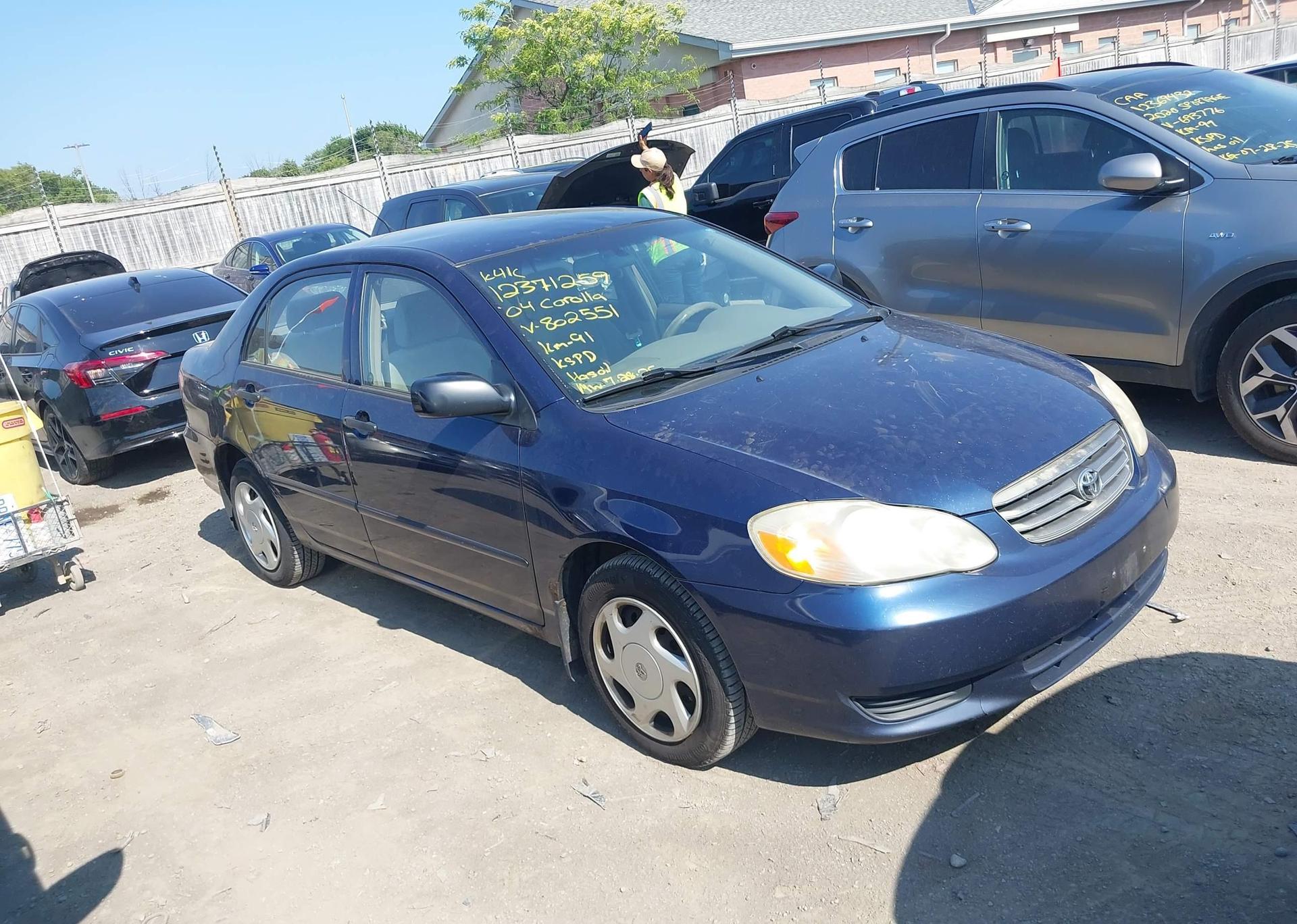 2004 TOYOTA COROLLA CE